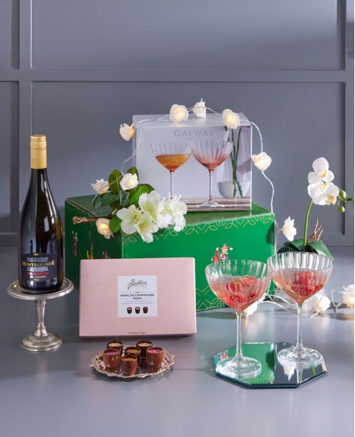 Pretty in Pink Bubbles Gift Hamper <br/>(Wine Hamper)