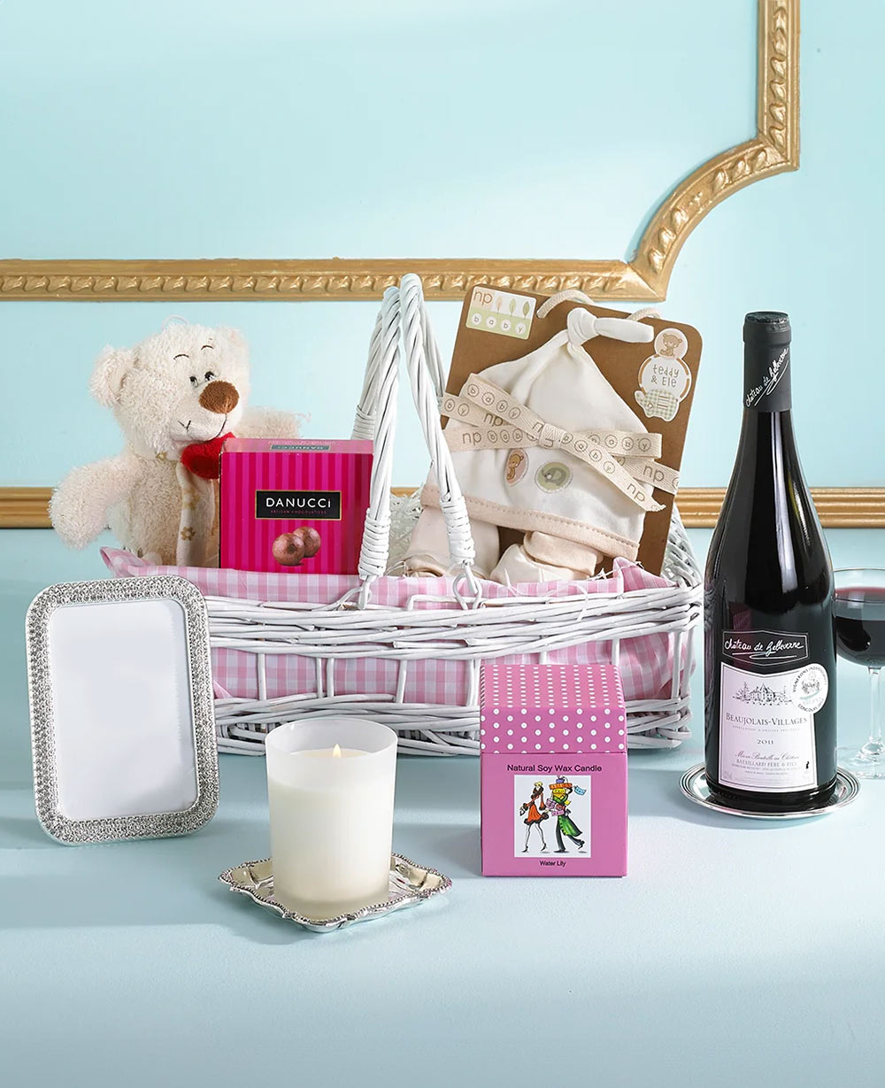 Congratulation It's a Girl Gift Hamper