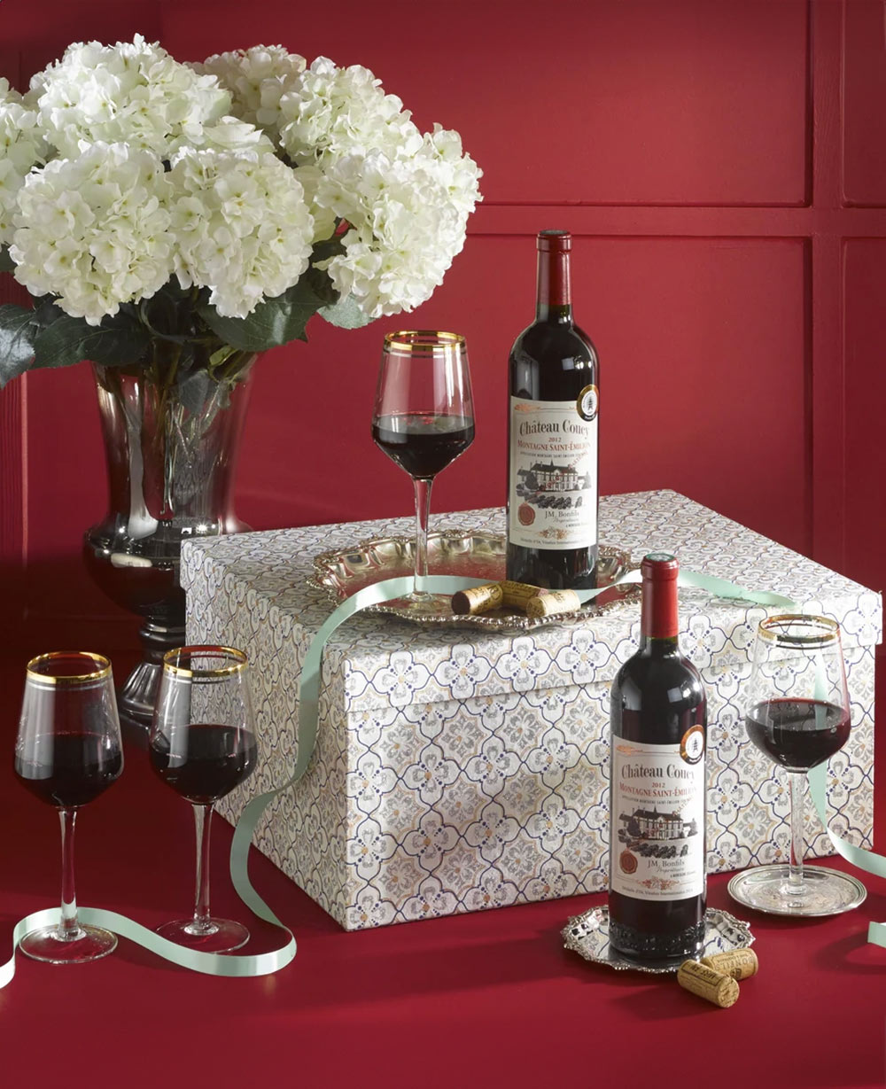 Château Coucy & Glasses Gift Set<br/>(Christmas Hampers)